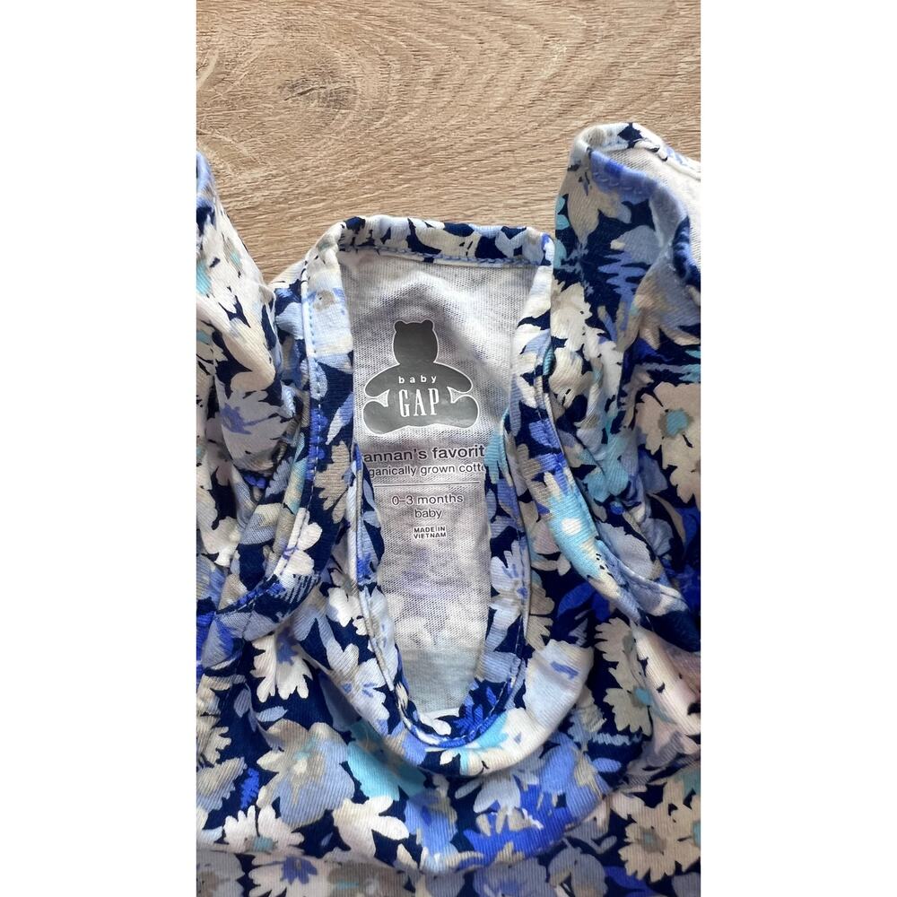 Gap Sleeveless Ruffle Bodysuit - 0-3 months - Picture 3 of 3